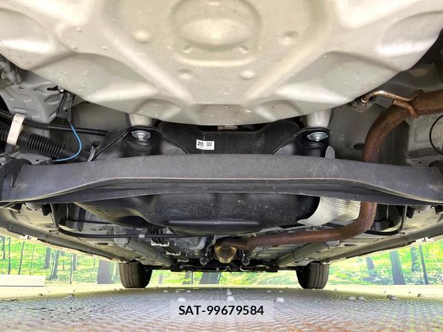 Toyota YARIS 2021-09 8362984-18