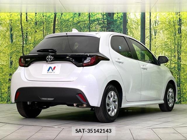 Toyota YARIS 2023-07 8363044-16