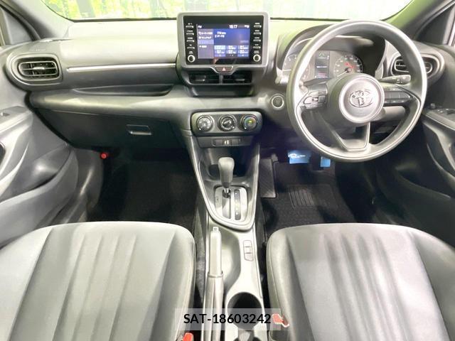 Toyota YARIS 2022-08 8363408-1