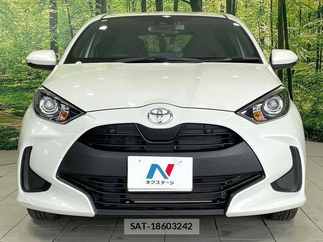 Toyota YARIS 2022-08 8363408-13