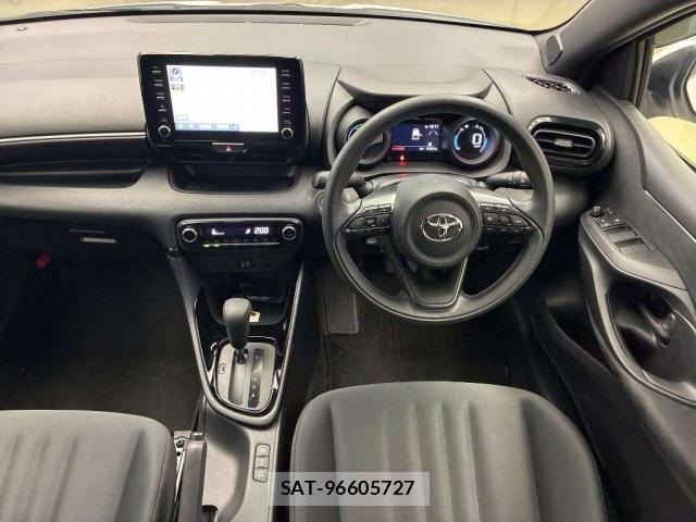 Toyota YARIS 2023-10 8363445-2