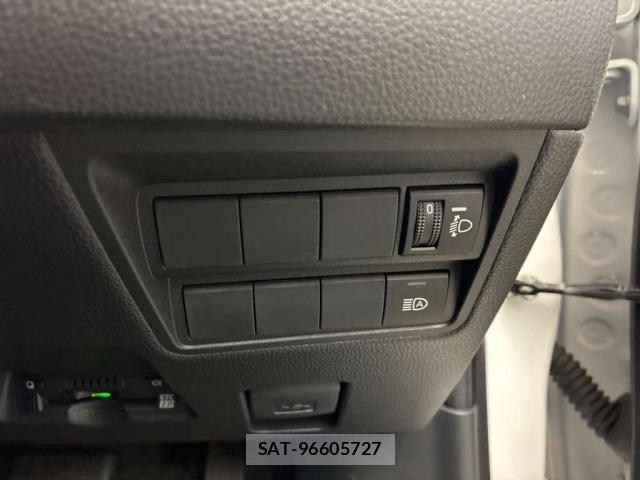 Toyota YARIS 2023-10 8363445-9