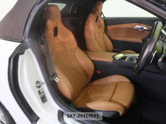 Bmw Z4 2023-06 8360926-2