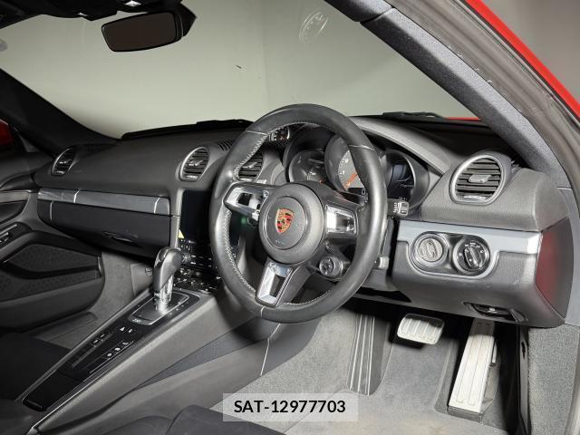 Porsche 718 Cayman 2017-10 8373341-3