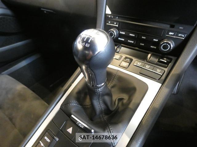 Porsche 718 Cayman 2018-11 8374056-13