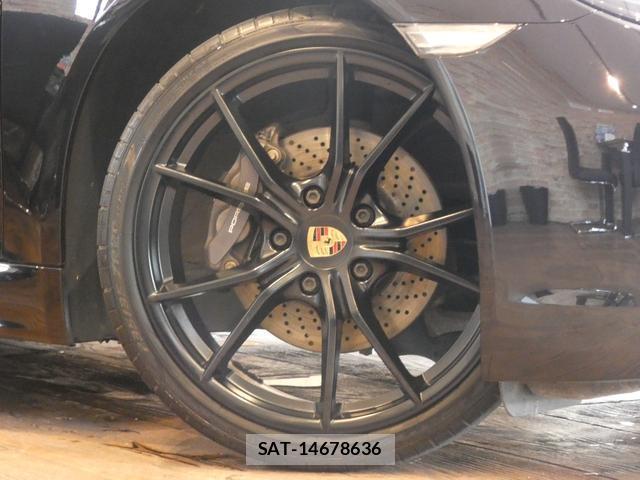 Porsche 718 Cayman 2018-11 8374056-5