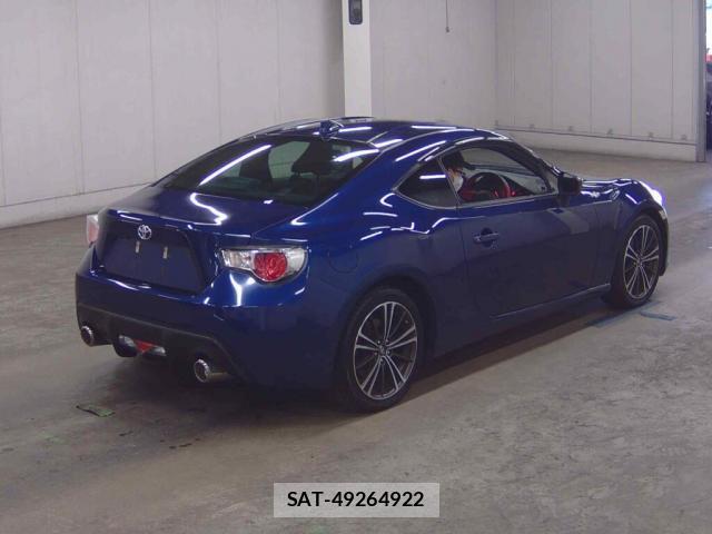 Toyota 86 2015-12 8372513-4