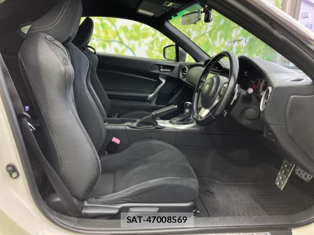 Toyota 86 2016-09 8373023-3