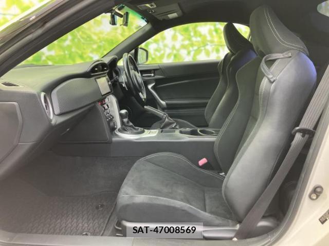 Toyota 86 2016-09 8373023-5