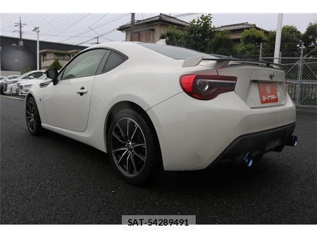 Toyota 86 2016-11 8373539-11