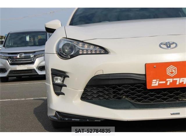 Toyota 86 2016-10 8373546-3