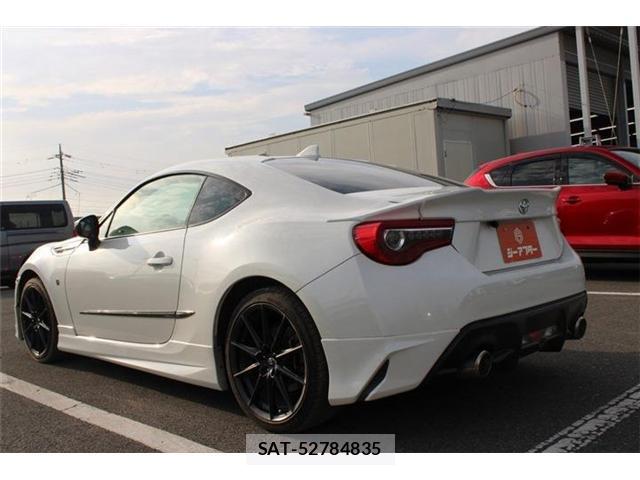 Toyota 86 2016-10 8373546-7