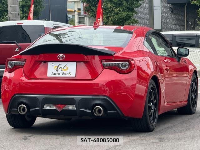 Toyota 86 2018-07 8373705-2