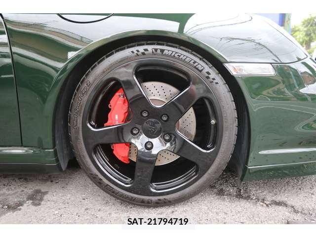 Porsche 911 2010-04 8372454-17