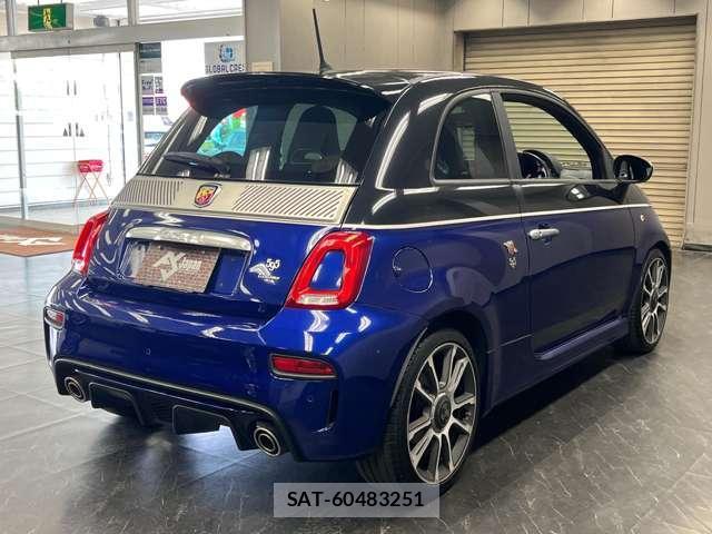 Abarth 595 2018-05 8374352-15