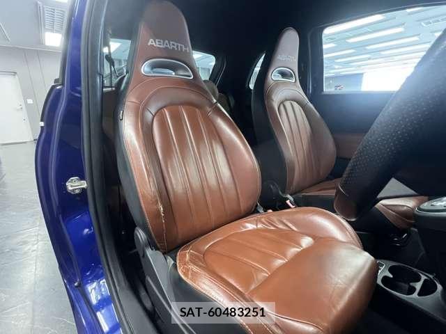 Abarth 595 2018-05 8374352-19