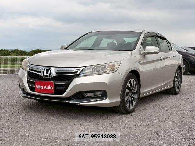Honda ACCORD HYBRID 2013-06 8372639-17