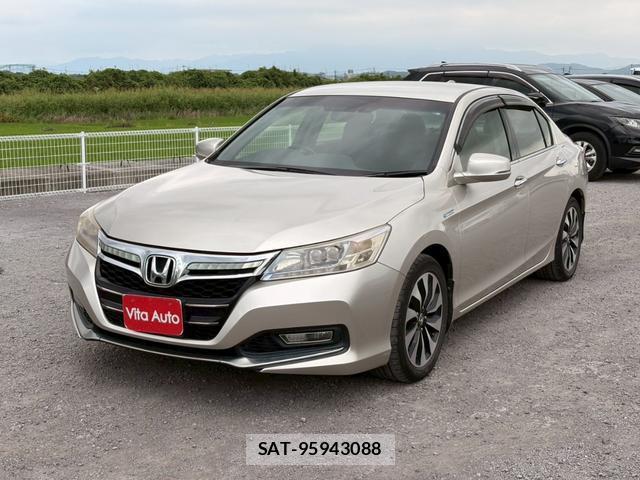 Honda ACCORD HYBRID 2013-06 8372639-19