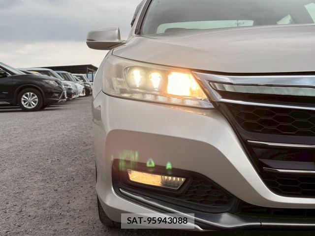 Honda ACCORD HYBRID 2013-06 8372639-6