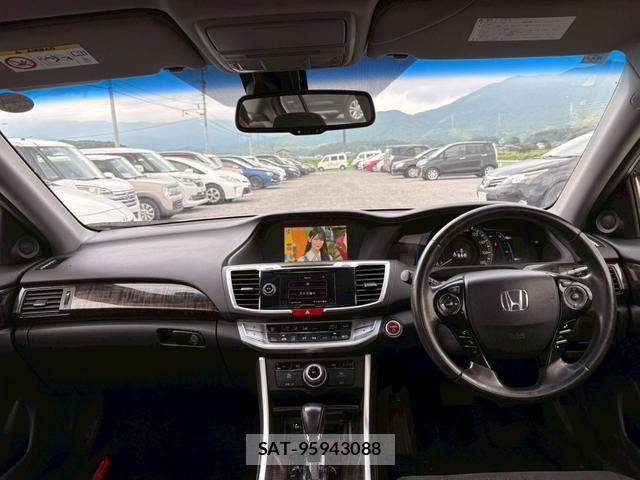 Honda ACCORD HYBRID 2013-06 8372639-8