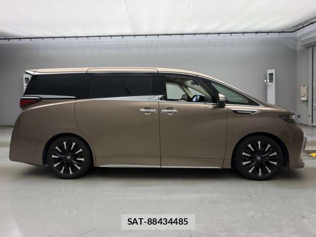 Toyota ALPHARD HYBRID 2023-12 8373293-3