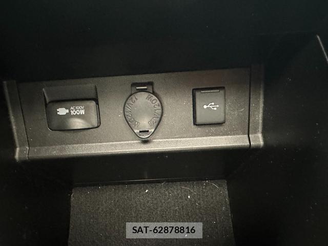 Toyota ALPHARD HYBRID 2020-06 8373986-8