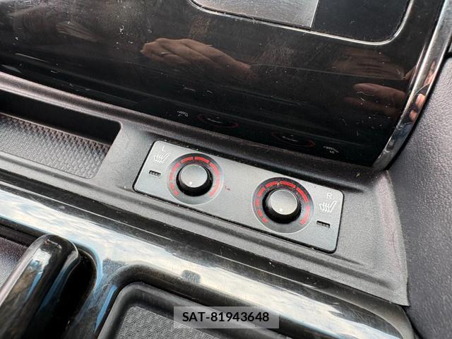 Toyota ALPHARD HYBRID 2017-11 8373990-10