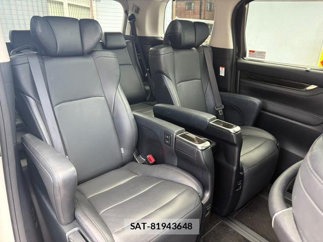 Toyota ALPHARD HYBRID 2017-11 8373990-16