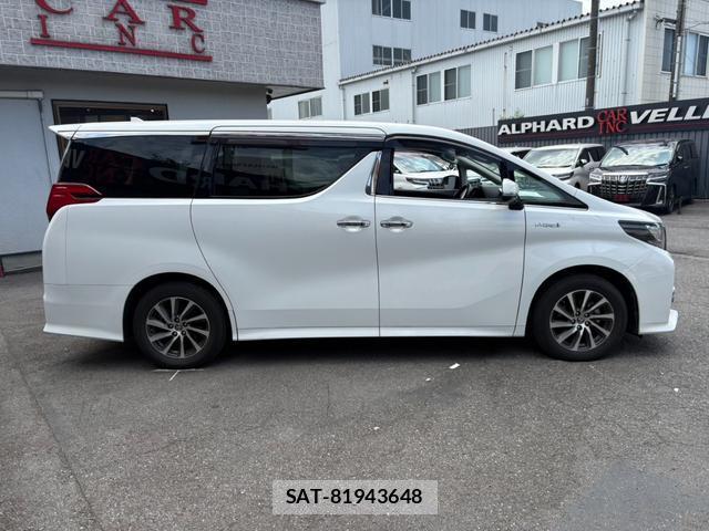 Toyota ALPHARD HYBRID 2017-11 8373990-18