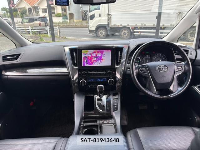 Toyota ALPHARD HYBRID 2017-11 8373990-5