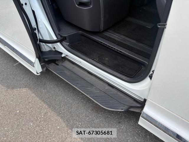 Toyota ALPHARD HYBRID 2023-09 8373997-1