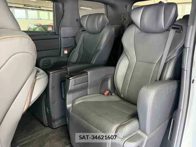 Toyota ALPHARD 2024 8372704-6