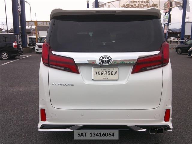 Toyota ALPHARD 2021-10 8372932-7