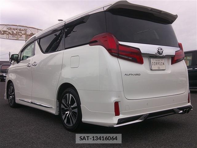 Toyota ALPHARD 2021-10 8372932-8