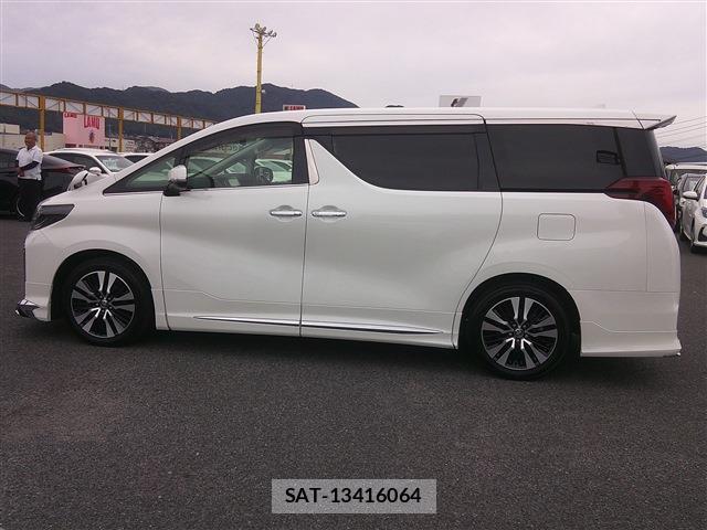 Toyota ALPHARD 2021-10 8372932-9