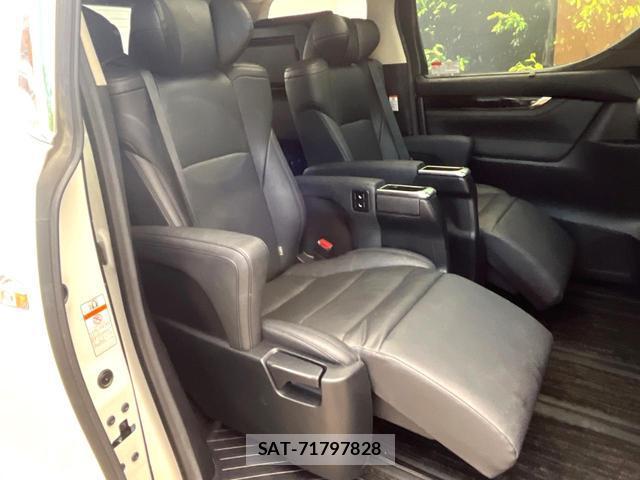 Toyota ALPHARD 2021-09 8373122-8