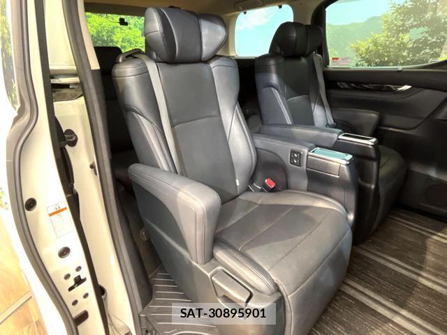 Toyota ALPHARD 2021-08 8373131-8