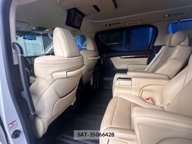 Toyota ALPHARD 2016-07 8373274-13