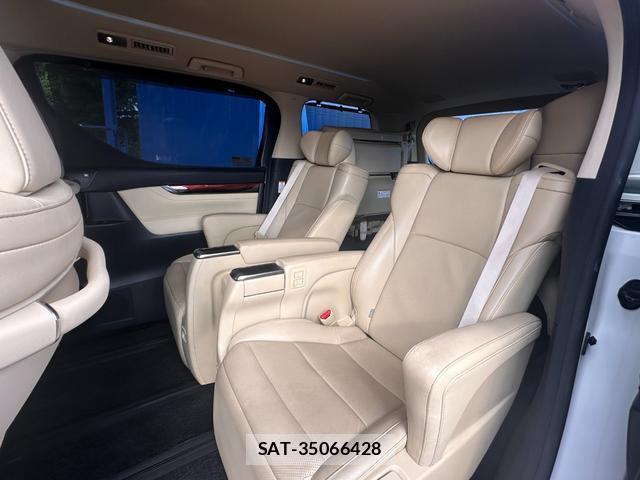Toyota ALPHARD 2016-07 8373274-14
