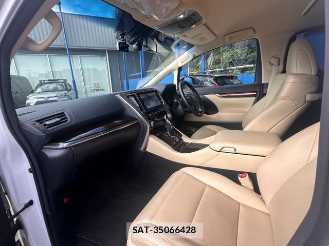 Toyota ALPHARD 2016-07 8373274-7