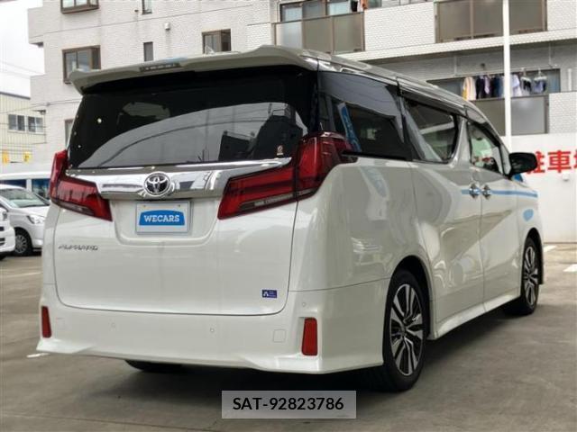 Toyota ALPHARD 2021-12 8373362-2