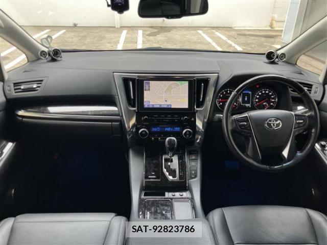 Toyota ALPHARD 2021-12 8373362-3