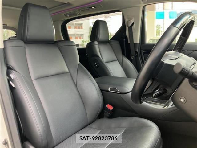 Toyota ALPHARD 2021-12 8373362-4