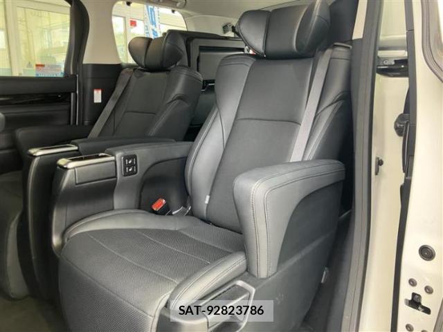 Toyota ALPHARD 2021-12 8373362-6