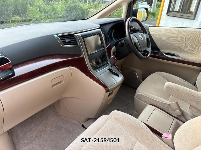 Toyota ALPHARD 2011-04 8373478-5
