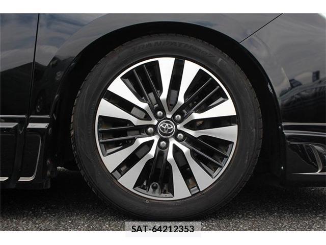 Toyota ALPHARD 2017-06 8373524-15