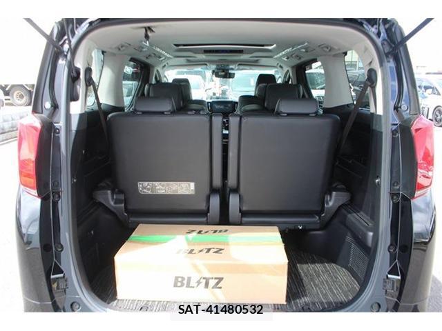Toyota ALPHARD 2018-05 8373529-18