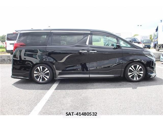 Toyota ALPHARD 2018-05 8373529-9