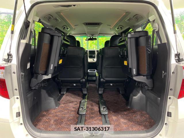 Toyota ALPHARD 2014-08 8373589-10