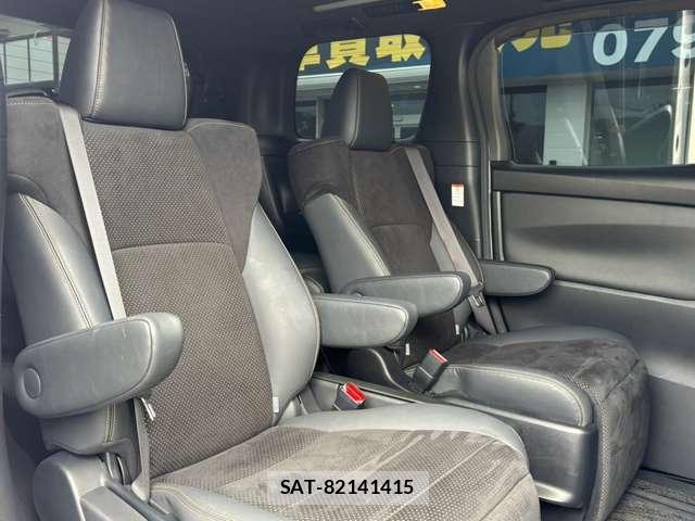 Toyota ALPHARD 2021-12 8373968-15